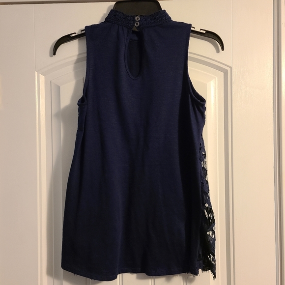 Rewind Lace High Neck Tank - Picture 2 of 2